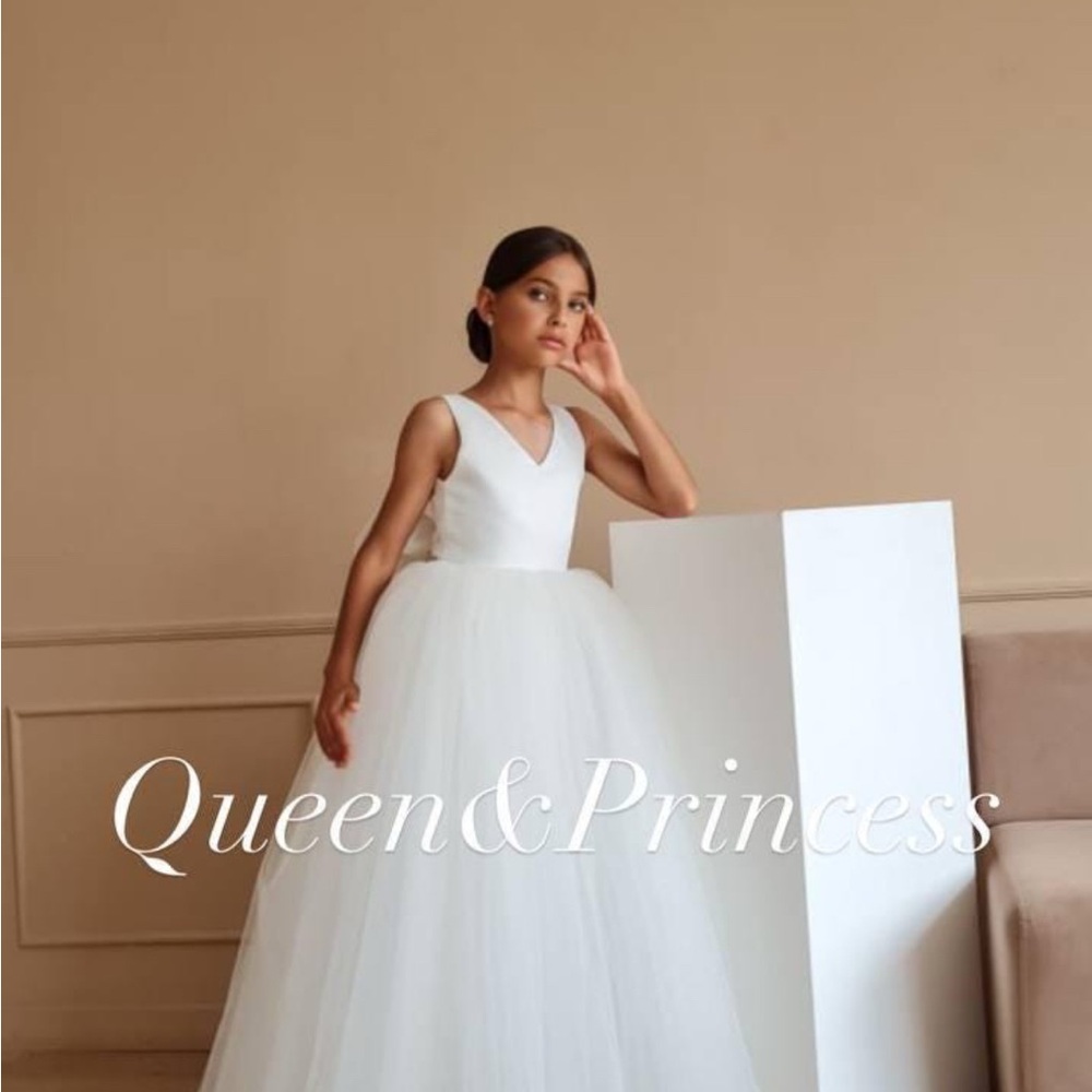 Flower girl dress